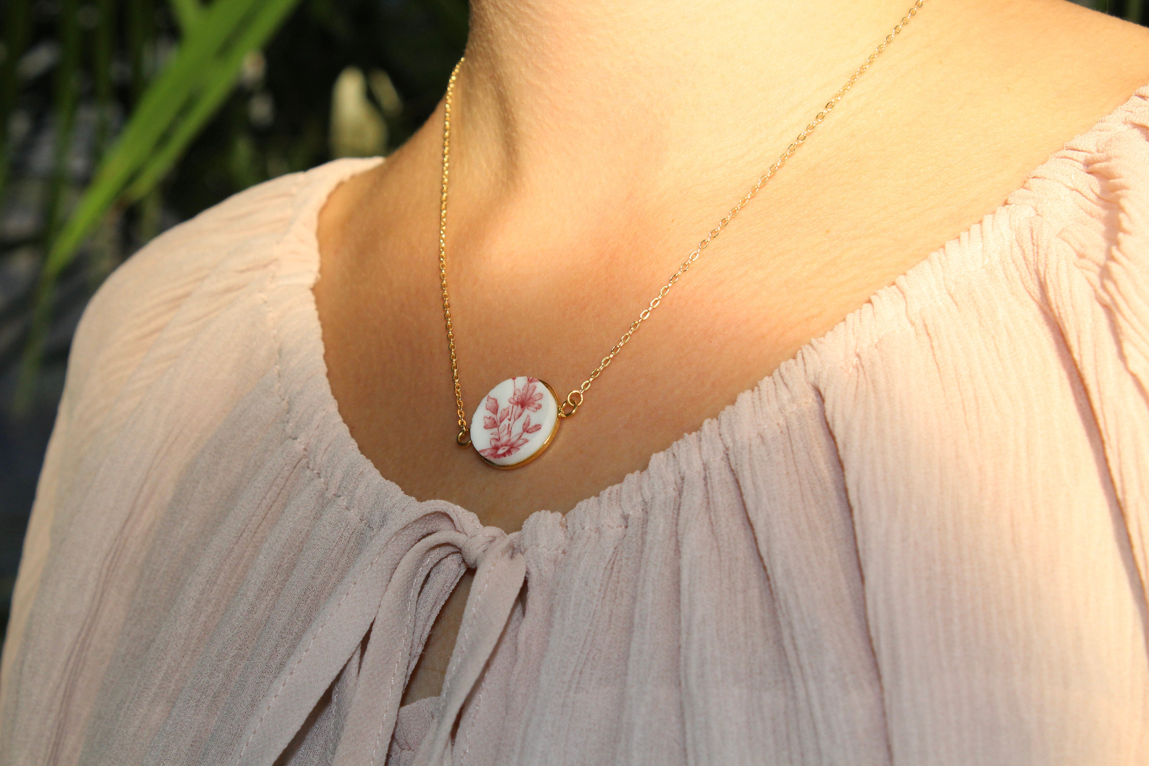 Collier Fleurs de faïence